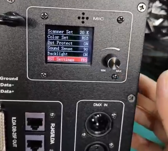 Hướng Dẫn Cách Reset Đèn Laser 5W Về Cài Đặt Gốc Nhanh Chóng, Chuẩn Xác Nhất